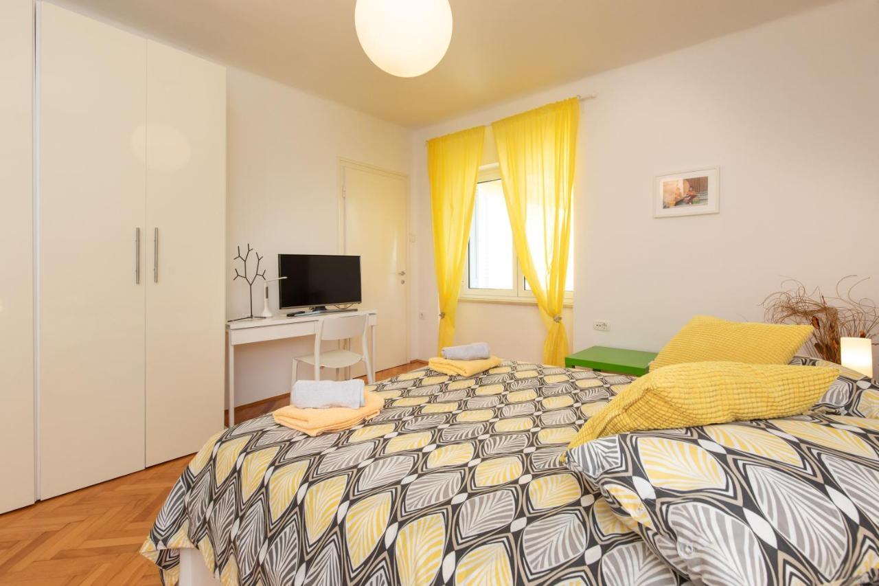 Apartment Portapisana Just 50M From The Beach Veglia Exterior foto