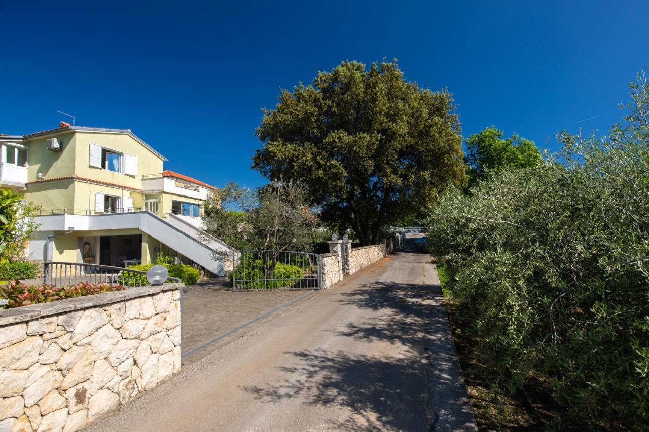 Apartment Portapisana Just 50M From The Beach Veglia Exterior foto