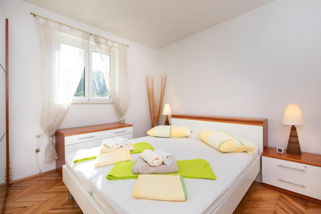 Apartment Portapisana Just 50M From The Beach Veglia Exterior foto
